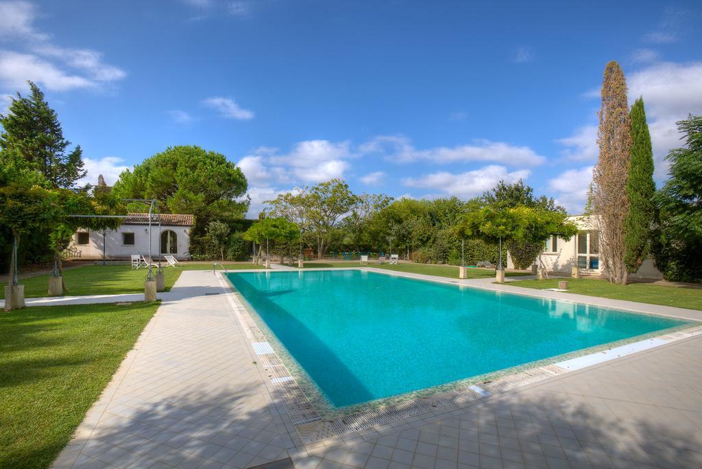 Tenuta Sant'Andrea Giuggianello Exterior foto